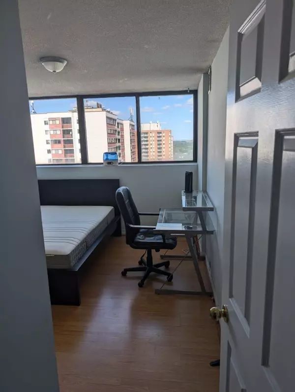 Toronto E11, ON M1B 3R5,99 Blackwell (Room 2) AVE #1111