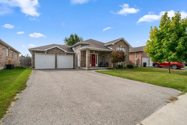 Springwater, ON L0L 1P0,42 Whitfield CRES