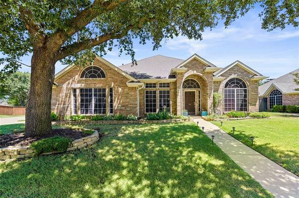 624 Saddleback Lane, Flower Mound, TX 75028