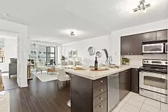 Toronto C01, ON M5J 3A4,30 Grand Trunk CT #1003