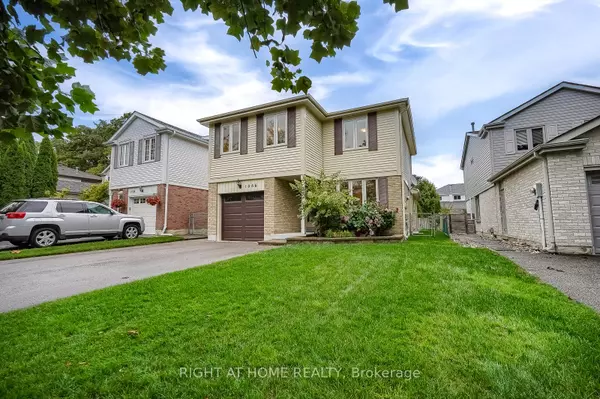 Pickering, ON L1W 3K4,1086 Moorelands CRES