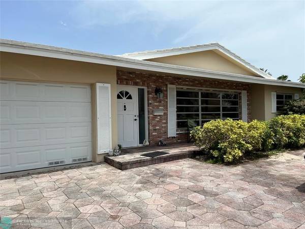 4440 NE 30th Ave, Lighthouse Point, FL 33064