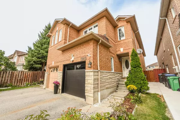 Mississauga, ON L5V 2N3,1262 Foxglove PL