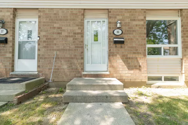 Middlesex, ON N5Y 5J2,311 Vesta RD #36