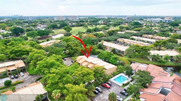 8800 Gatehouse Rd  #2,  Plantation,  FL 33324