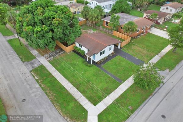 3320 NW 9th St,  Lauderhill,  FL 33311