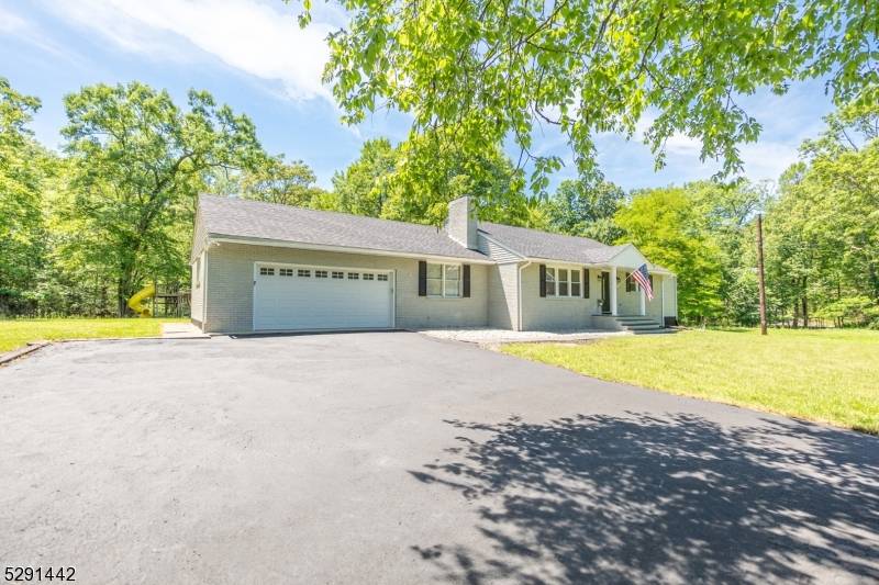 43 Four Corners Rd, Blairstown Twp., NJ 07825