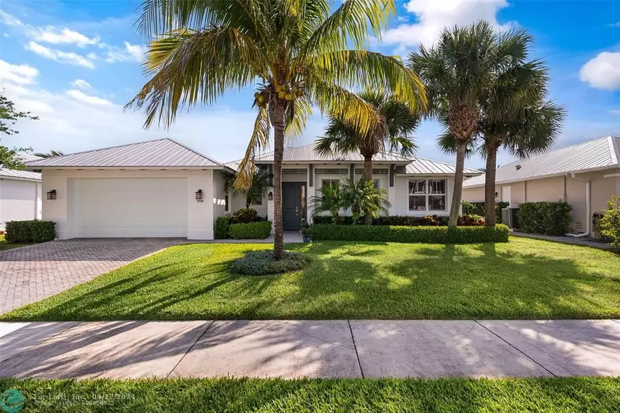 3908 Shoreside Dr, Hutchinson Island, FL 34949