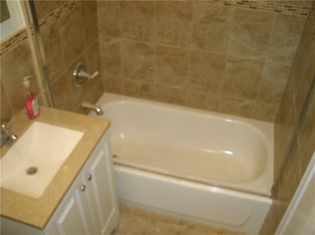 Brooklyn, NY 11226,Address not disclosed