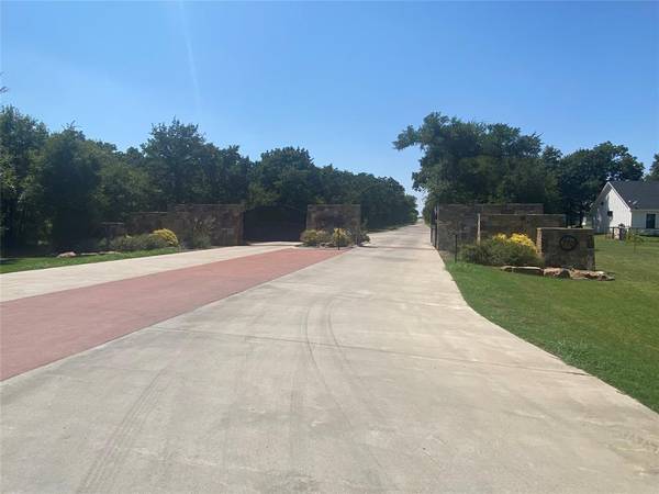 Weatherford, TX 76087,200 Salt Creek Court