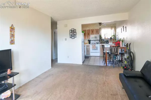 Colorado Springs, CO 80915,1447 Nokomis DR