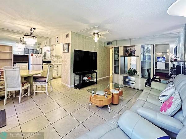 Deerfield Beach, FL 33442,170 Prescott I  #170