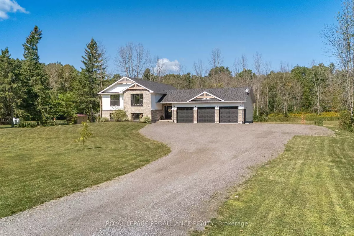 Stirling-rawdon, ON K0K 3E0,985 Moira RD