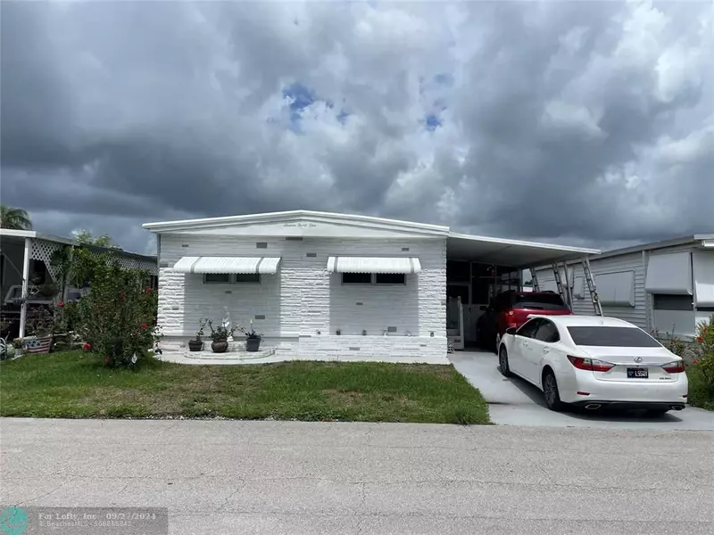 1631 SW 83rd Ave, Davie, FL 33324