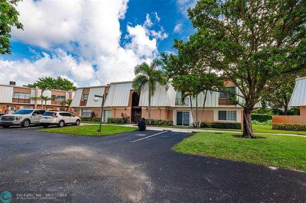 3600 Citrus Trce  #2,  Davie,  FL 33328