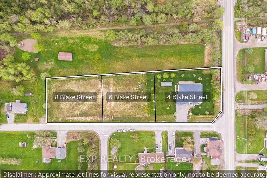 8 Blake ST, East Gwillimbury, ON L0E 1R0