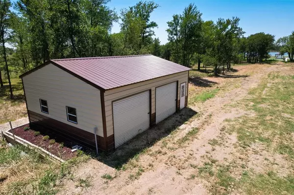 East Tawakoni, TX 75472,299 Sunset Cove