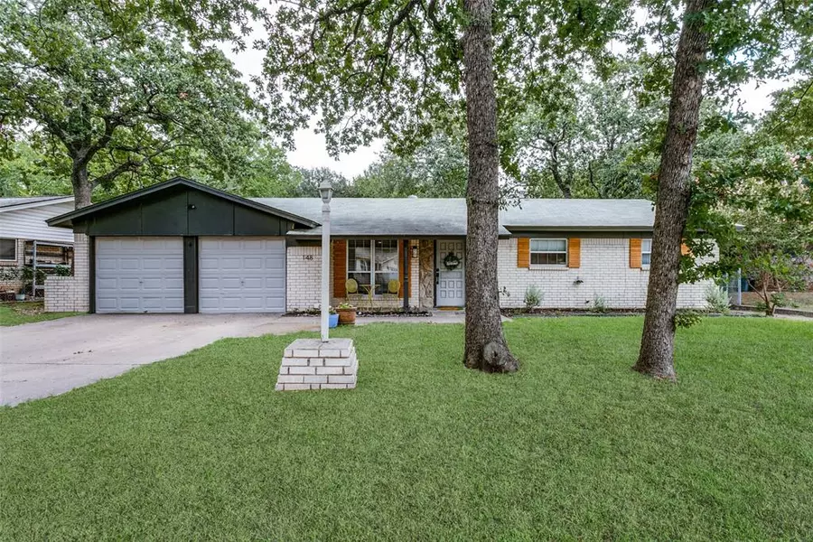 148 Oakhurst Drive, Bedford, TX 76022