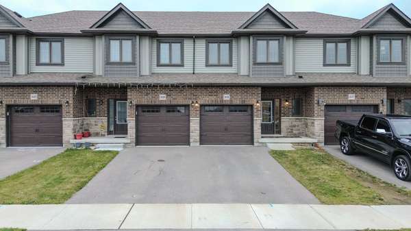 1633 Dunkirk AVE, Woodstock, ON N4T 0L7