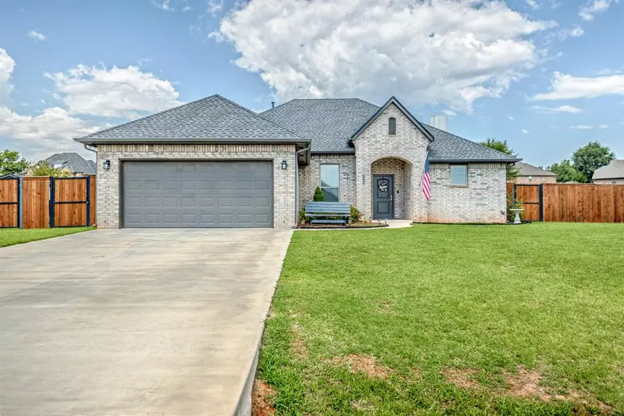 3689 King Arthur Court, Newcastle, OK 73065