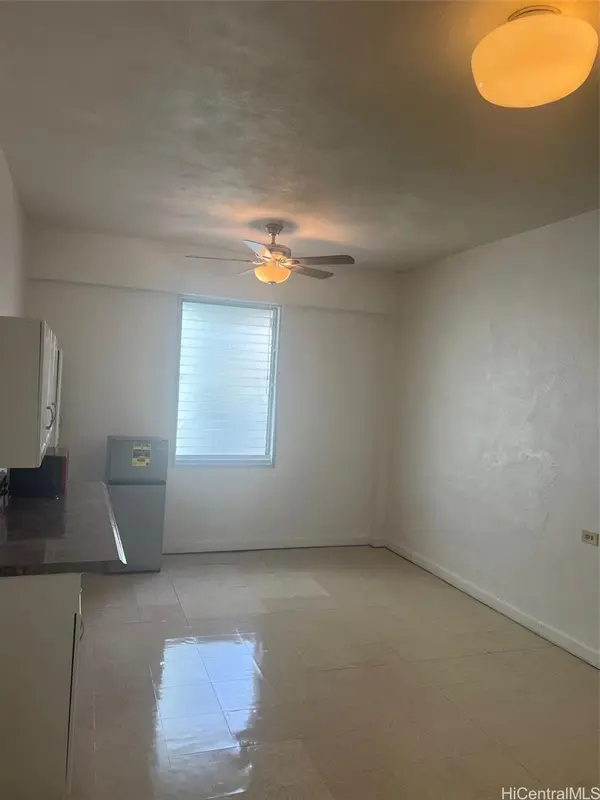 3516 Waialae Avenue #R12, Honolulu, HI 96816