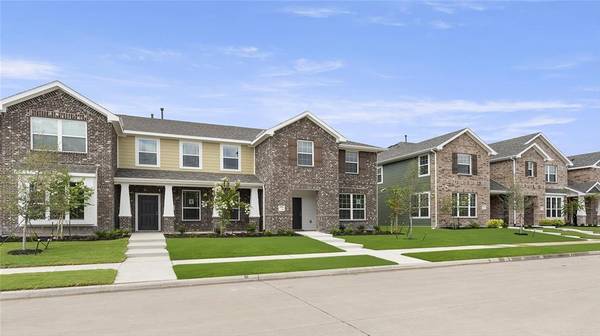 3009 Willow Wood Court #11, Heartland, TX 75114