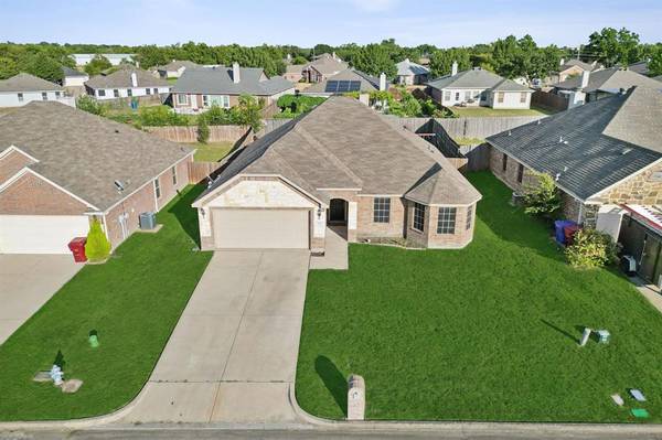 500 Autumn Trail,  Royse City,  TX 75189