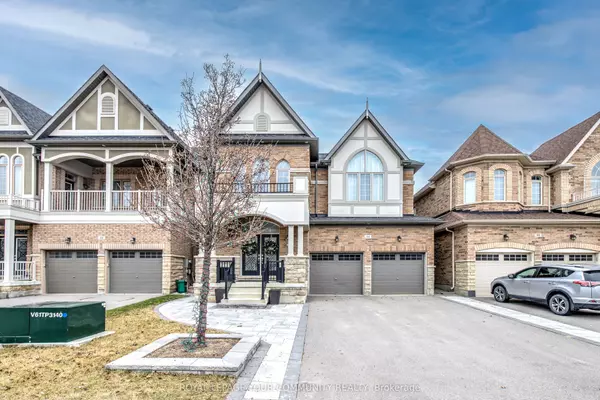 14 Beaconsfield DR, Vaughan, ON L4H 4L5