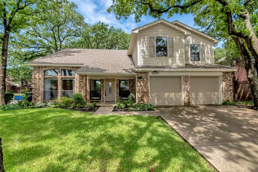 4506 Amesbury Circle, Grapevine, TX 76051