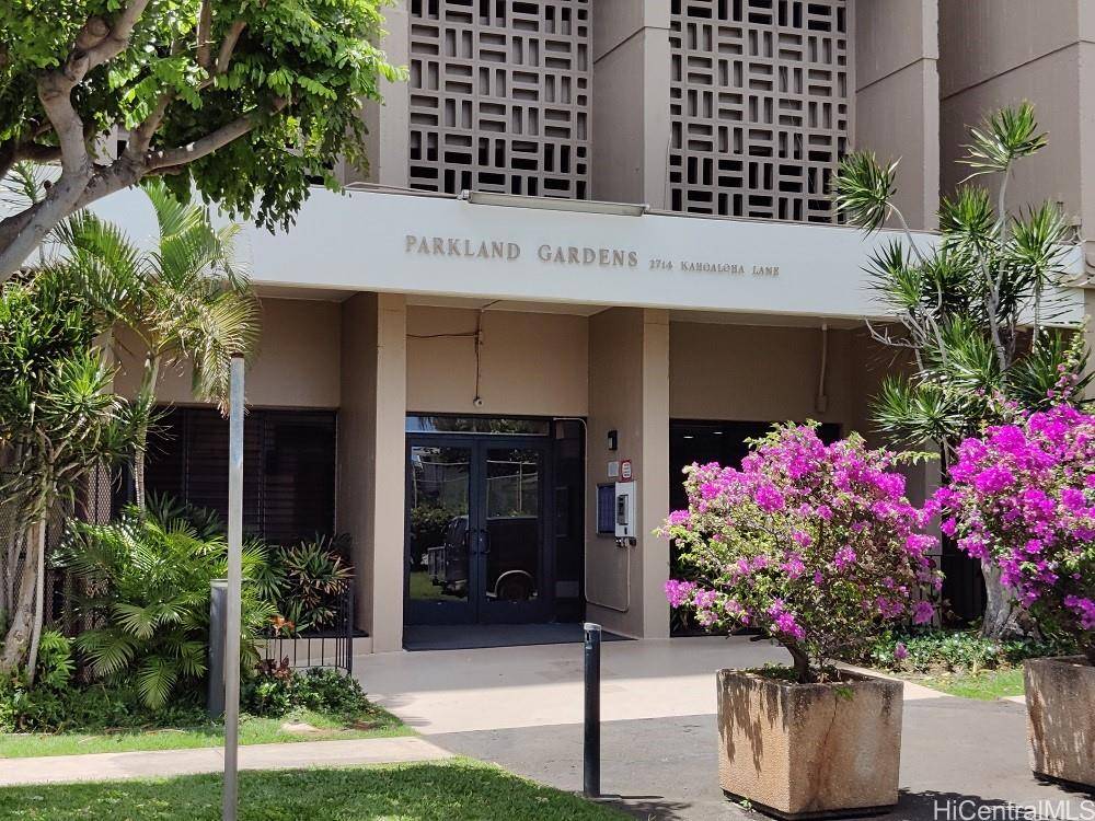 2714 Kahoaloha Lane #1004, Honolulu, HI 96826
