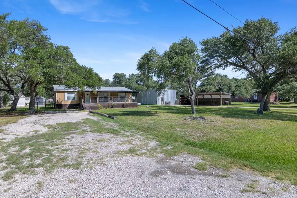 Rockport, TX 78382,62 Portia Avenue