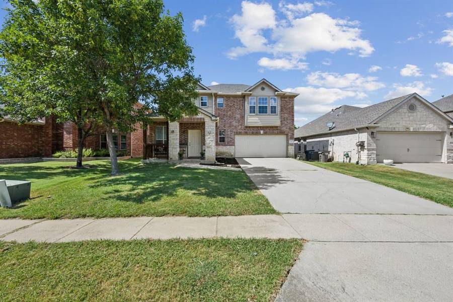 2721 Calmwater Drive, Little Elm, TX 75068