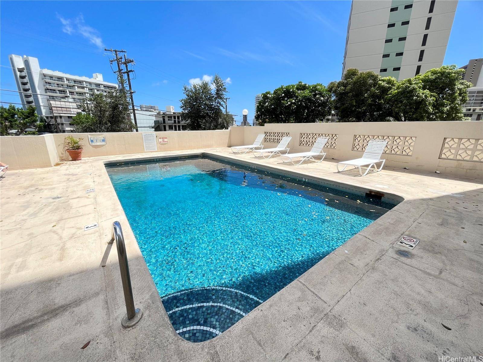 Honolulu, HI 96822,1702 Kewalo Street #804
