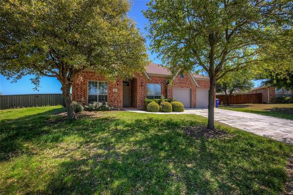 2017 Songbird Drive, Forney, TX 75126