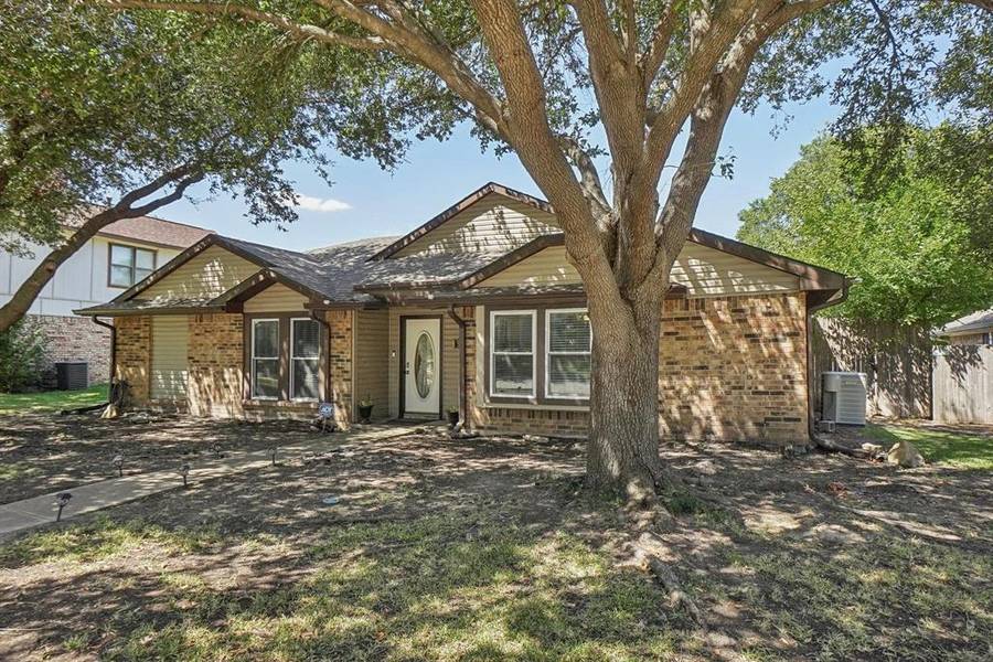 505 Country View Lane, Garland, TX 75043