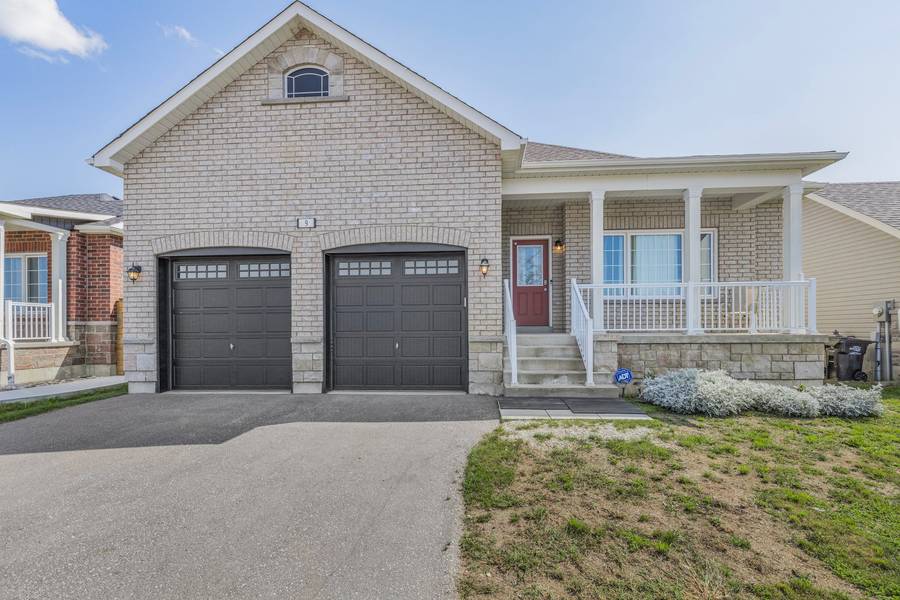 9 Beverly ST, Springwater, ON L0L 1P0