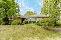 5 Acadia DR, Cobourg, ON K9A 1T8