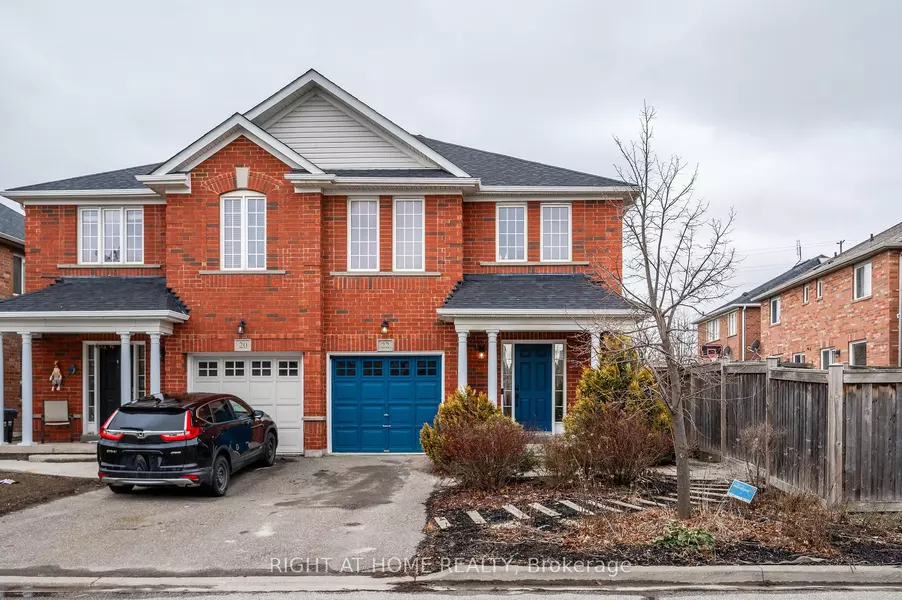 22 Albery RD, Brampton, ON L7A 0K7