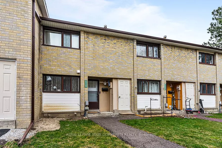 336 Fleetwood CRES, Brampton, ON L6T 2E5