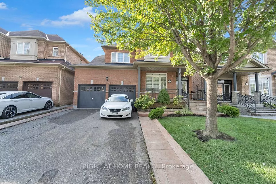 Brampton, ON L7A 0J2,17 Game Creek CRES