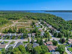 Kawartha Lakes, ON K0M 1A0,54 Birch CRES