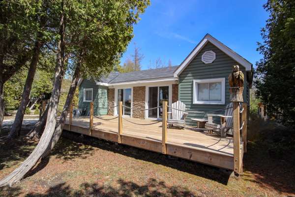 333 Bay ST, South Bruce Peninsula, ON N0H 2T0