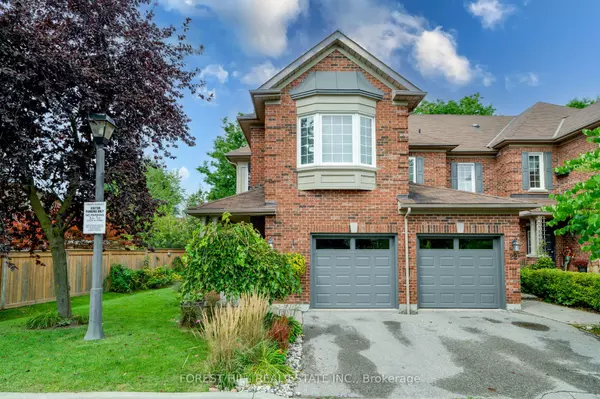 2 Mary Gapper CRES #21, Richmond Hill, ON L4C 0J4