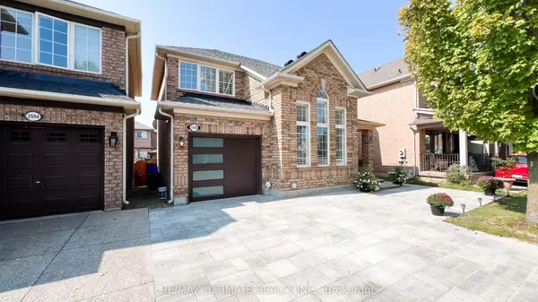 Oakville, ON L6M 4C2,2598 Dashwood DR