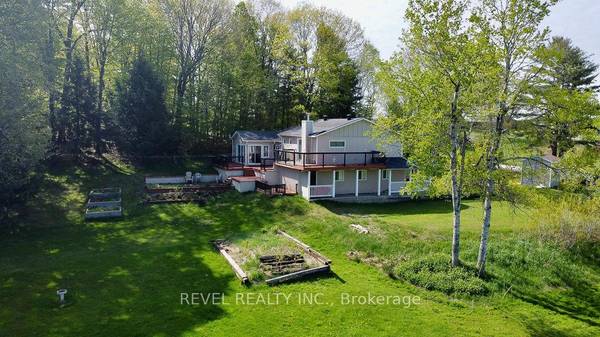 Bracebridge, ON P1L 1W8,1236 Golden Beach RD