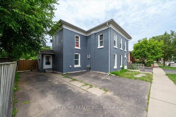 Brantford, ON N3T 3M3,44 Albion ST