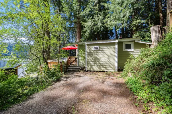 Salt Spring, BC V8K 1M1,1136 North End Rd #Cabin 3