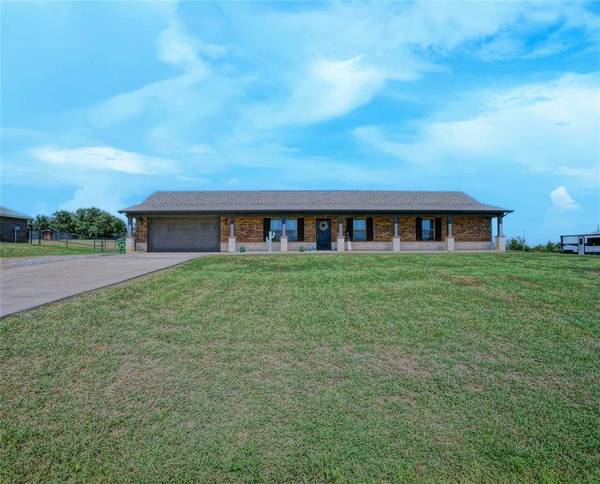 106 Stella Lane, Springtown, TX 76082