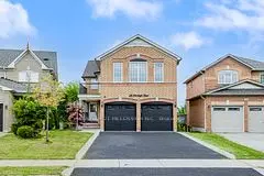 26 Porchlight RD, Brampton, ON L6X 4S2