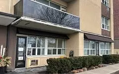 Toronto C02, ON M4V 1S4,300 St Clair AVE W #103